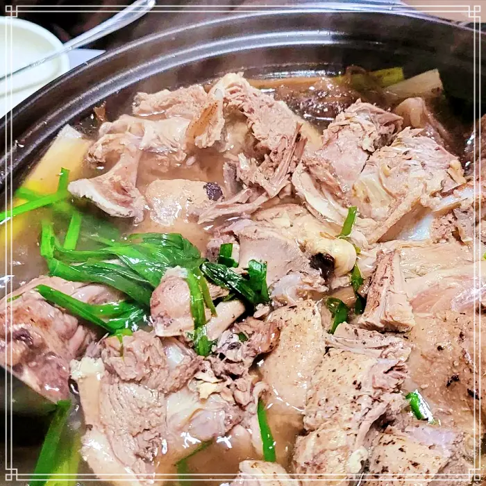 생방송 투데이 천안 태조산 기운빠져 허 할 땐&#44; 산약초 오리백숙 맛집