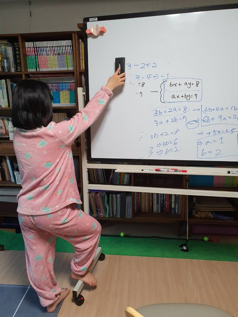 더조은칠판 양면자석보드 장점 - 양면