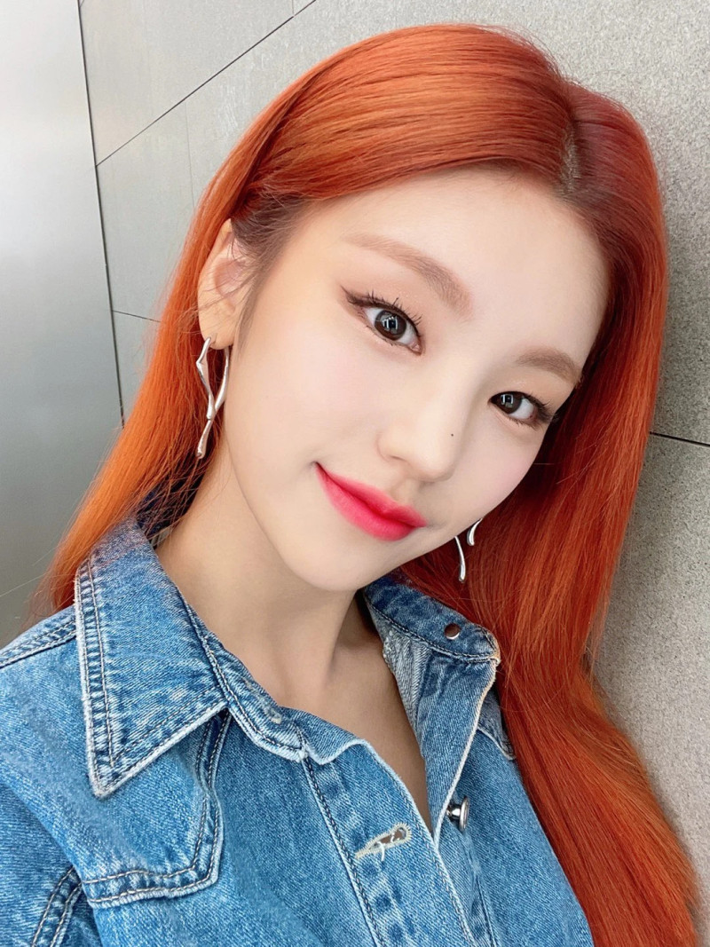  ITZY 예지 인스타그램 셀카 사진