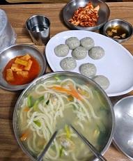 칼국수-만두