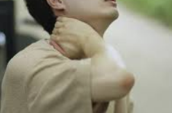 목에 담 걸렸을 때
