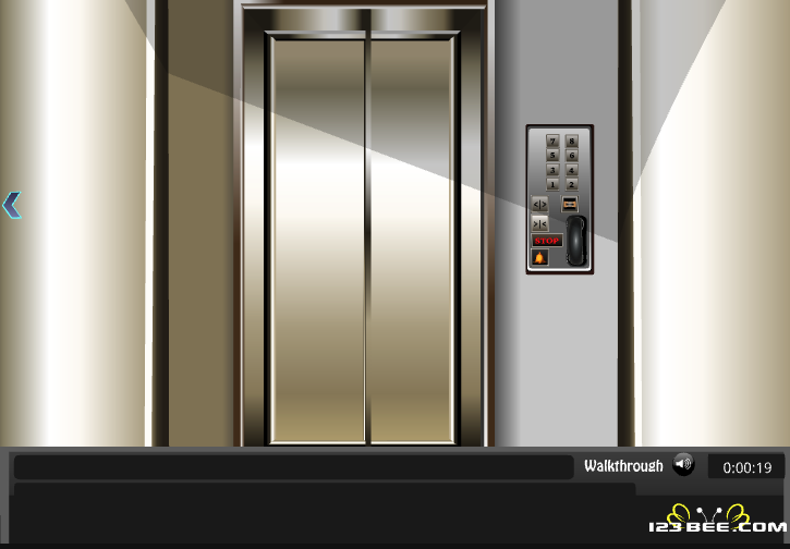 정면 엘리베이터 문