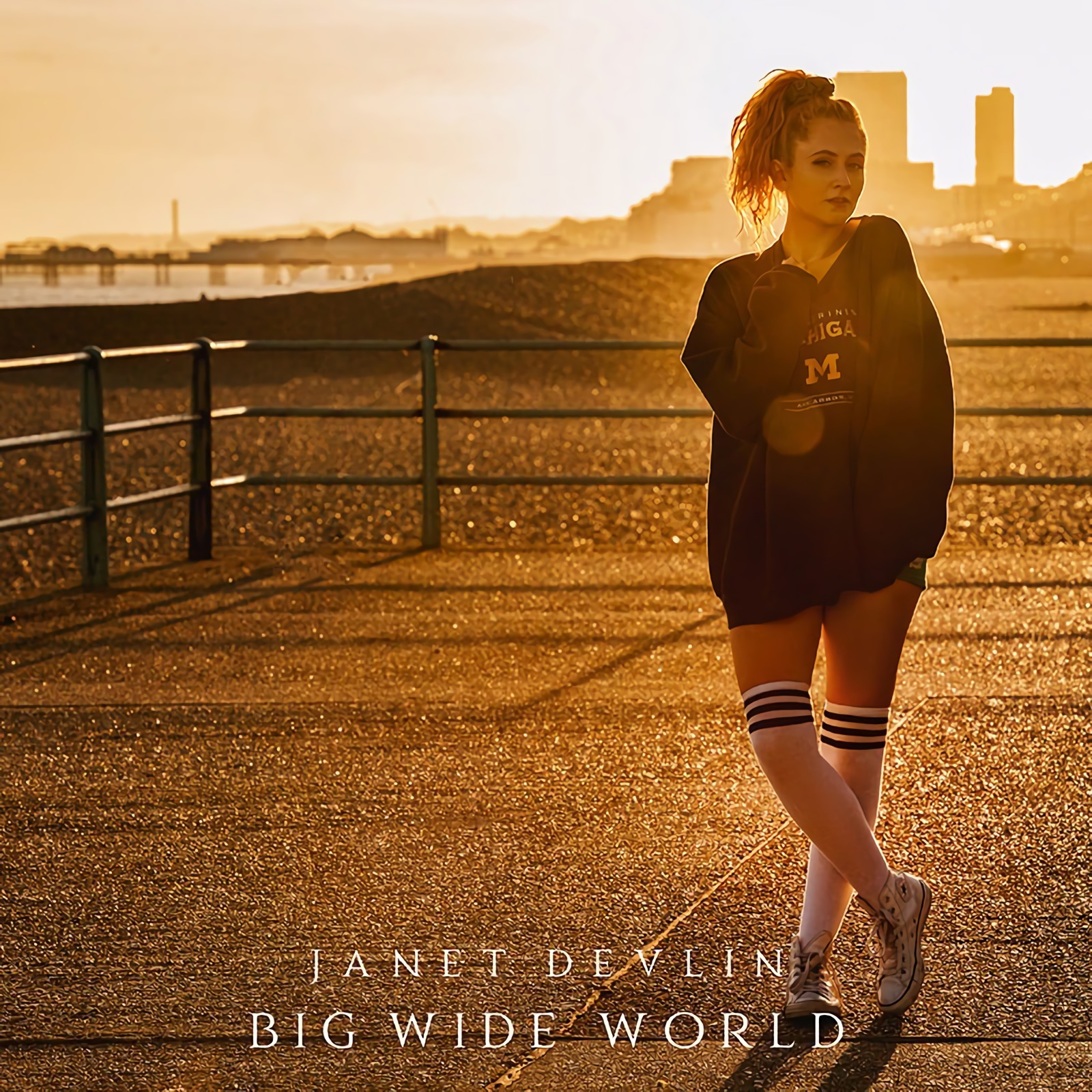  Janet Devlin - Big Wide World