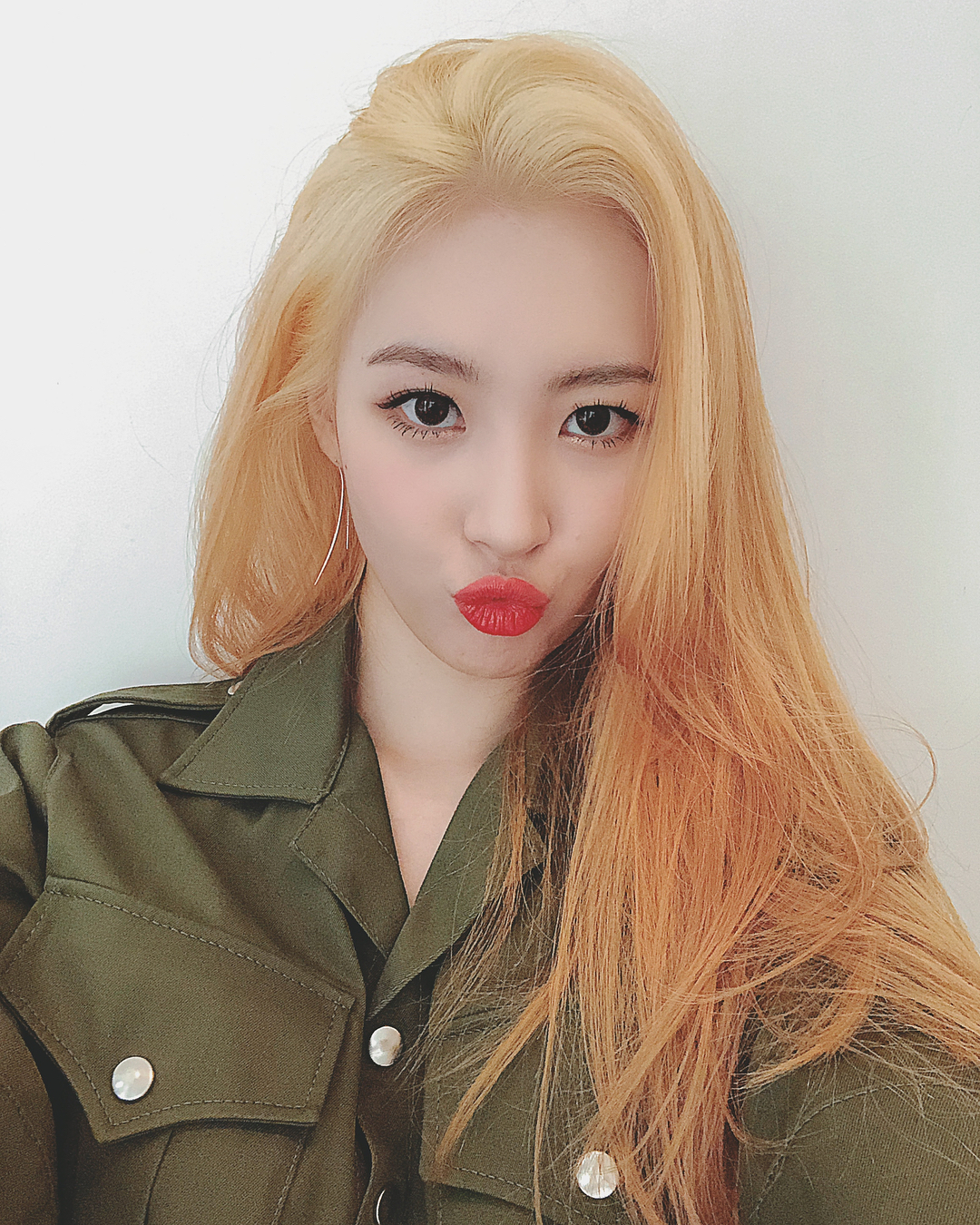  햇반 사과 CJ 선미 이미지 도용