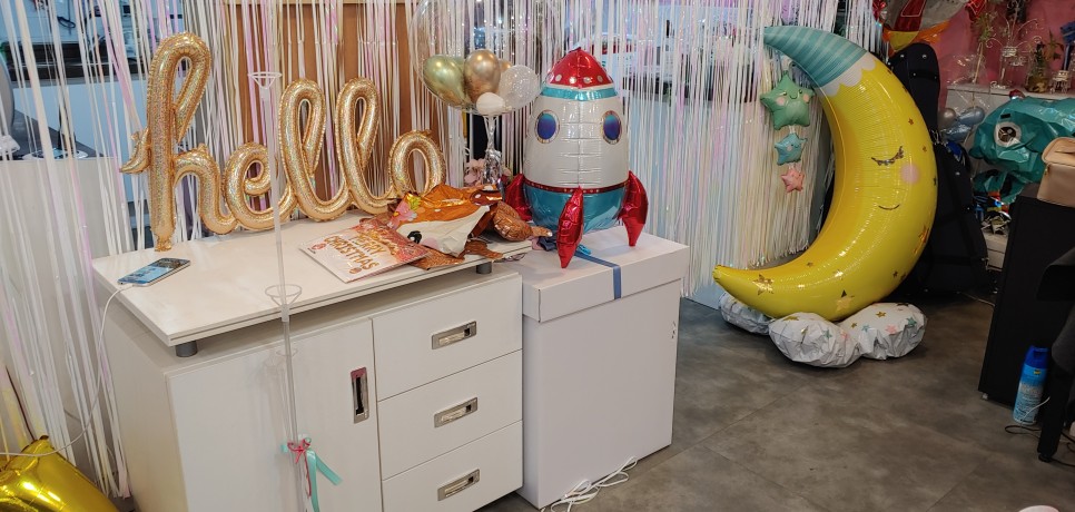 선물 받은 현서의 표정 청주 이벤트 풍선 뜻밖의 17