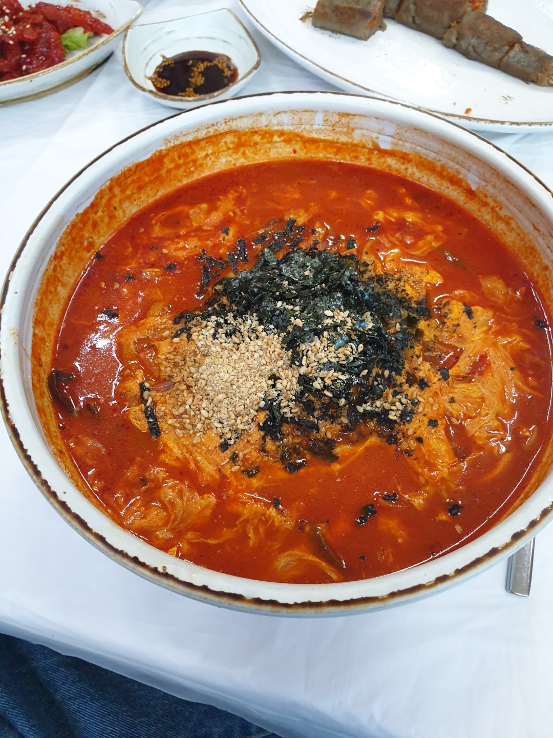 상운메밀촌 육개장칼국수