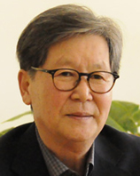 文정부 때 경찰 국보법 위반 신영복 글씨체 5차례 사용 문재인 처음처럼 저의 정신이 돼 소주한잔 올린다 통일혁명당 사건 연루 사람이 먼저다 홍보물 장하연 전 청장 등 밀어붙였을 가능성