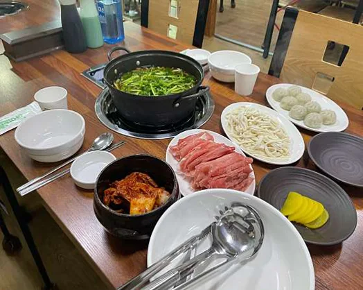 얼큰이손칼국수