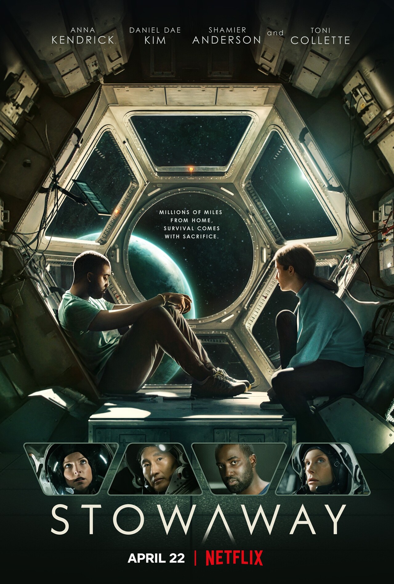 우주선 내부 모습의 영화 &#39;스토어웨이&#39;포스터.