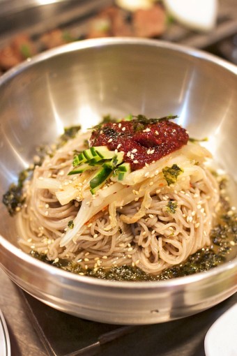 막국수 닭무침 닭곰탕