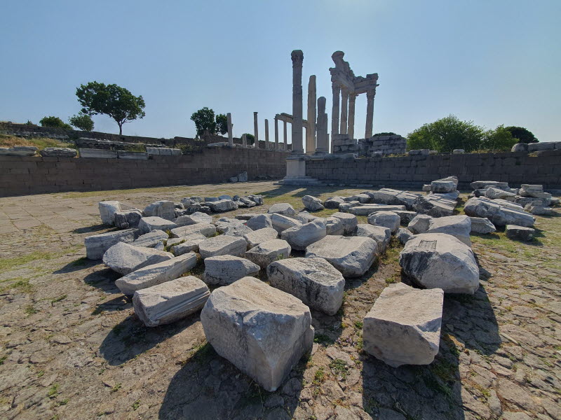 Trajan-Temple