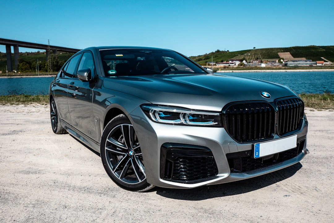 'BMW'