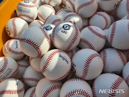 위협 충장중 (KBO 미국 마이너리그, 광주 출신)현재 수도권 구단 누구 ㅈㅇㅇ ✔ 프로야구 선수 학폭 논란 목욕탕 물고문, 입안에 살충제 흉기 4