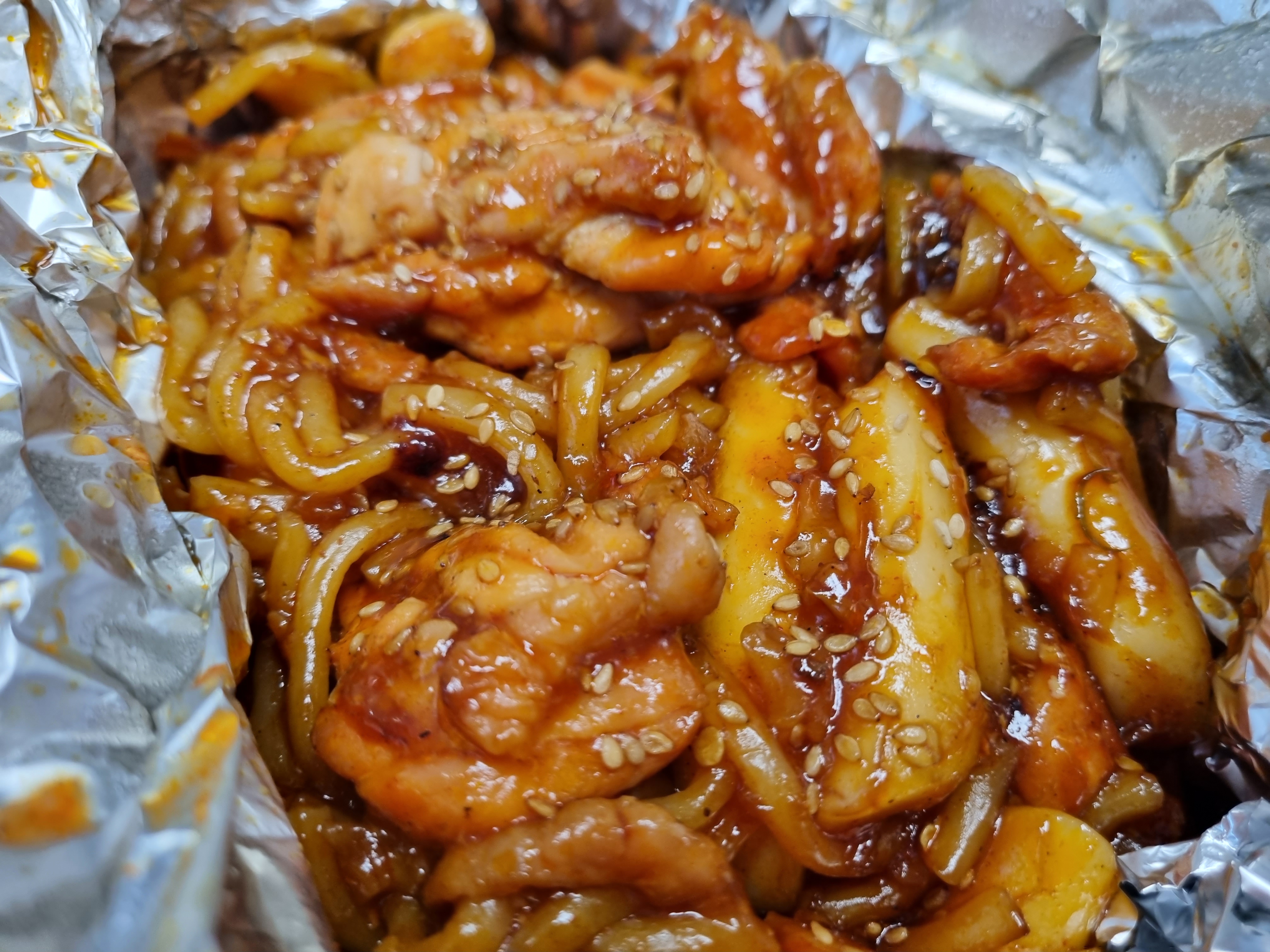  동근이 숯불 두마리치킨 금촌점, 순한맛과 보통맛 비교