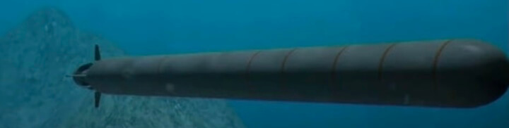 파란-바닷속에-있는-핵잠수함-포세이돈