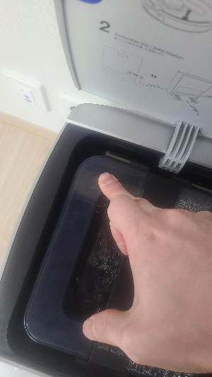 플러싱 수조 - 결합된 경우 - 손으로 - 누르기