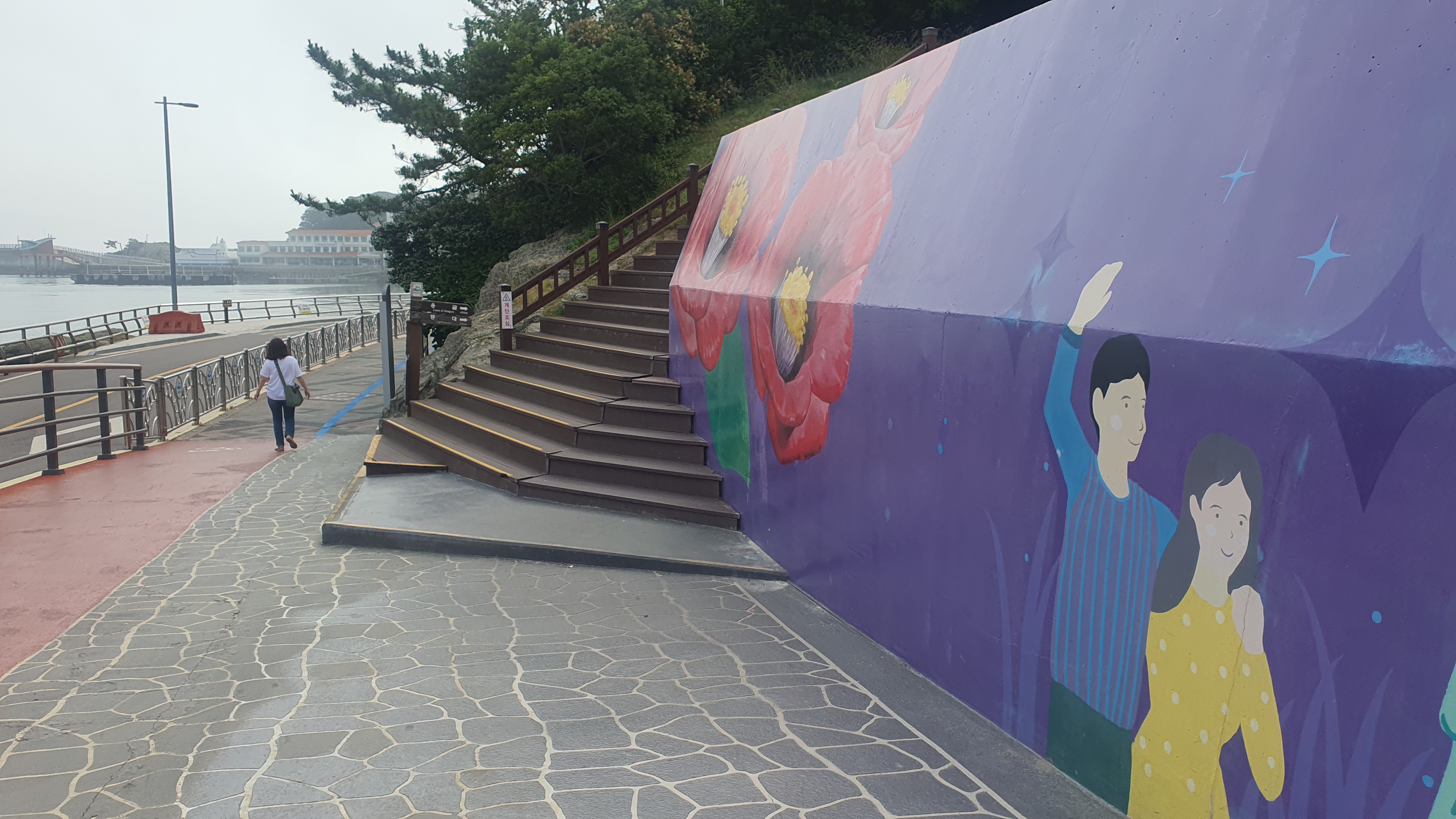 동백섬으로 유명한 여수 오동도