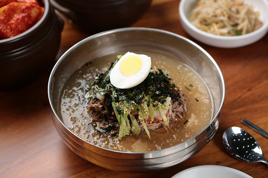 메밀 막국수