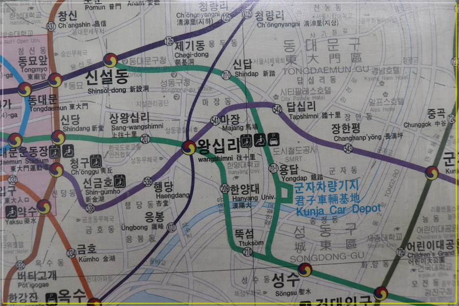 김포 전철노선도 5호선 김포공항역에 설치된, 11