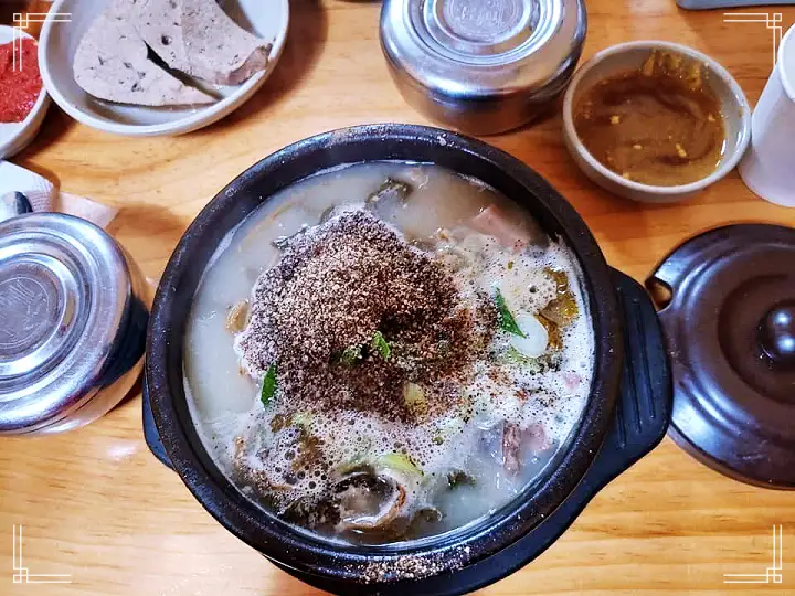 나혼자산다 나혼산 전현무 순대국 모듬순대 시래기 토종 순댓국 대상 수상 축하 다음날 숙취 해장 팜유 이장우 랜선 미식회 맛있는 순대국밥 가게 양평 맛집 가격 위치 어디