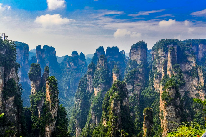  이색 여행의 세계! The Tianzi Mountains, China