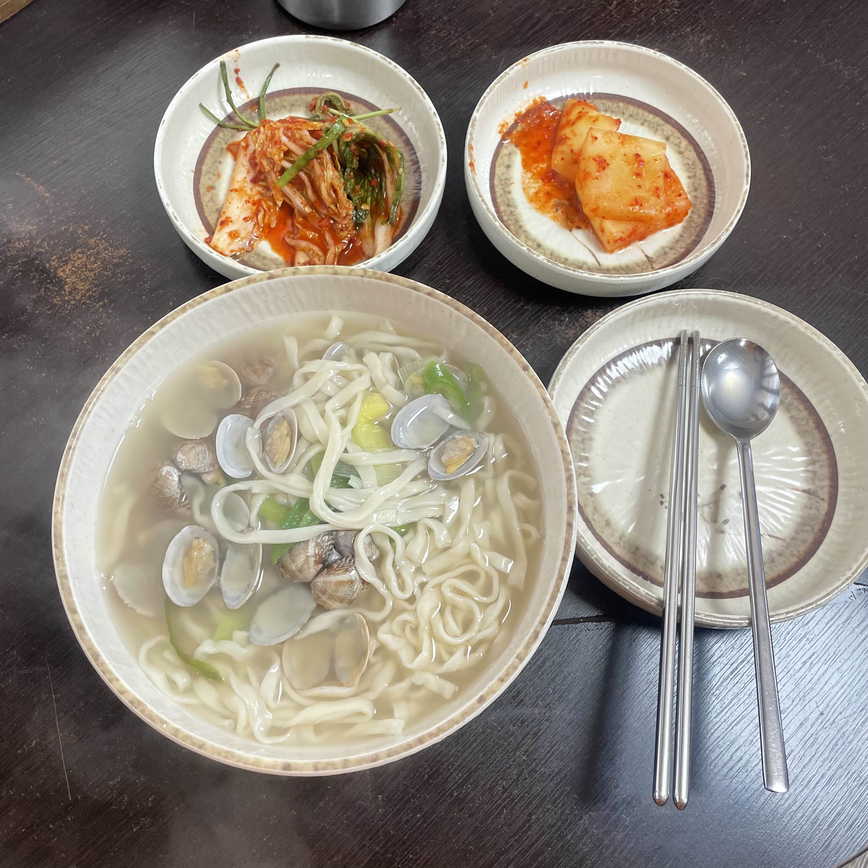  [방배] 쌀쌀한 날씨에 딱 좋은 칼국수 맛집 <우리밀 칼국수>