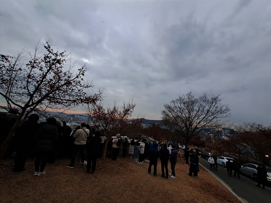 구름에가려상상했던-일출은-보이지않습니다-04