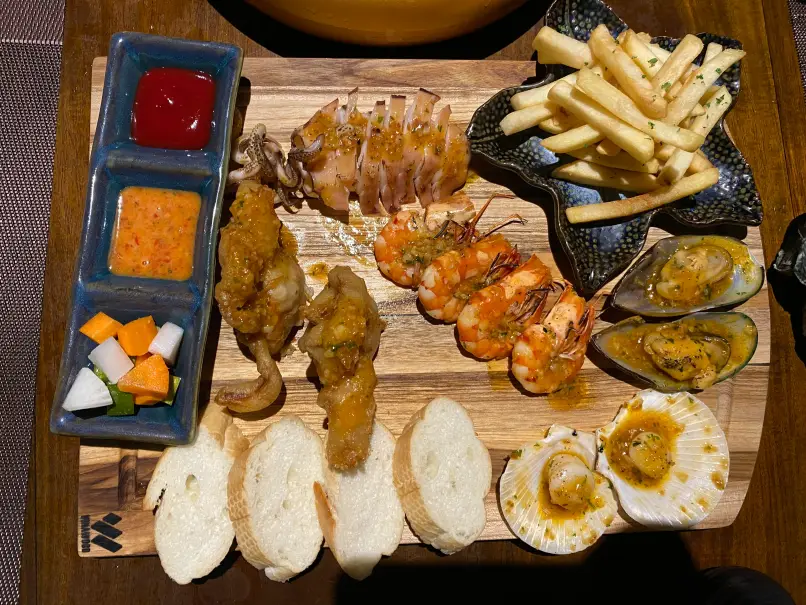 베트남 푸꾸옥 맛집 Oyster Dining & Beach Bar JW 메리어트 근처맛집