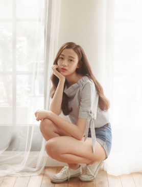  에이프릴 진솔