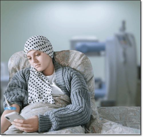 암치료 중인 여성