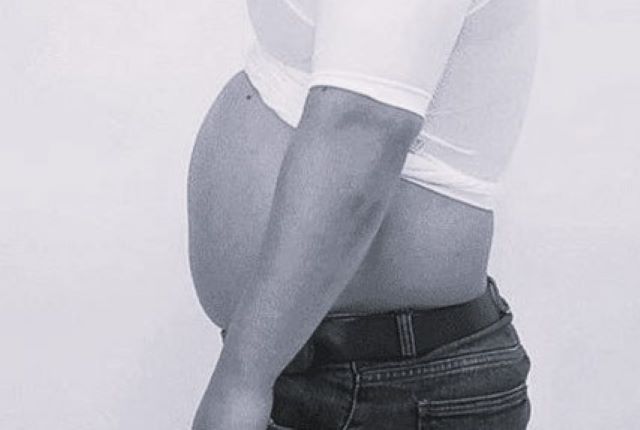 50대 남자 똥배가 많이 나왔다.