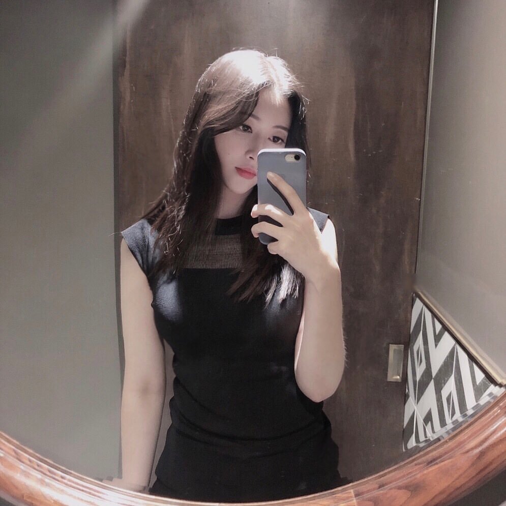  강민경 아나운서