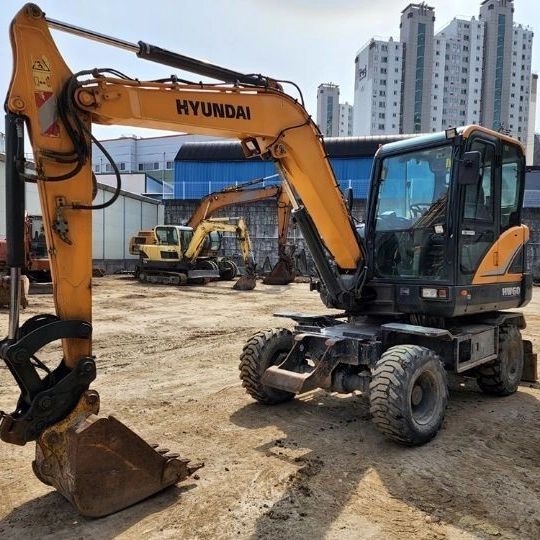  굴삭기 현대 HYUNDAI HW60모델 2018년식 4600만원 판매합니다