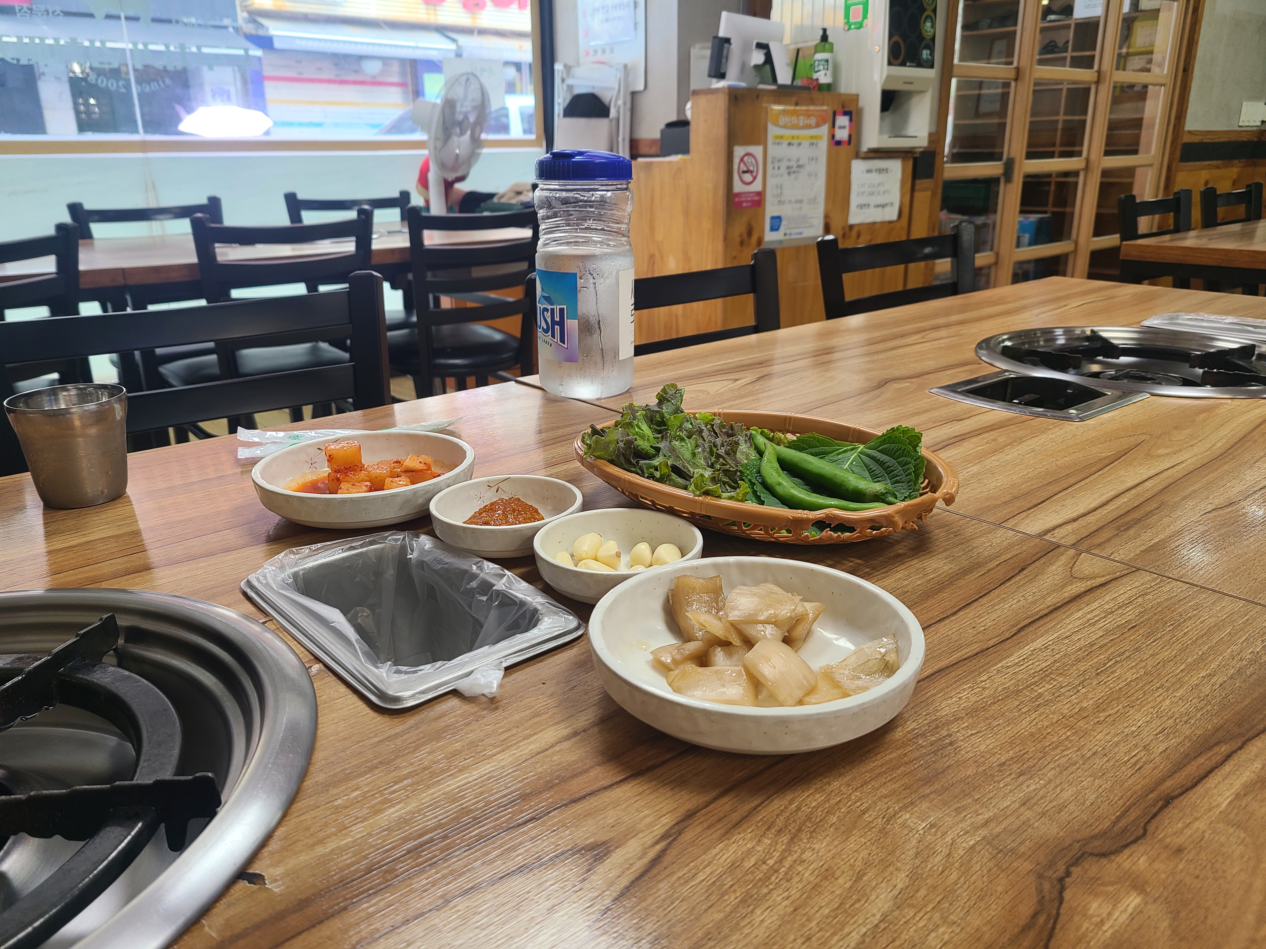 통돼지두루치기 이미지