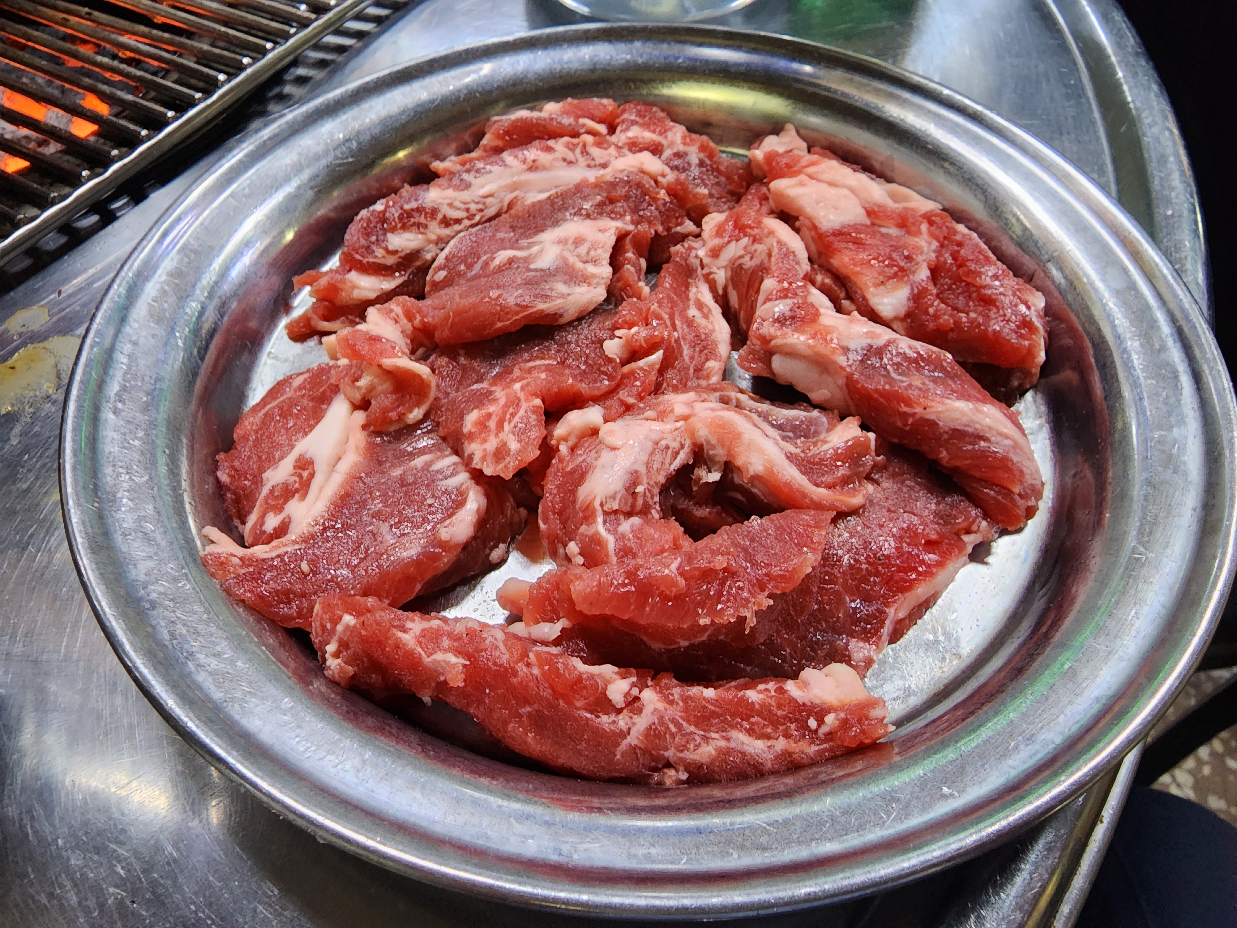꼬들꼬들 연탄불구이 이미지