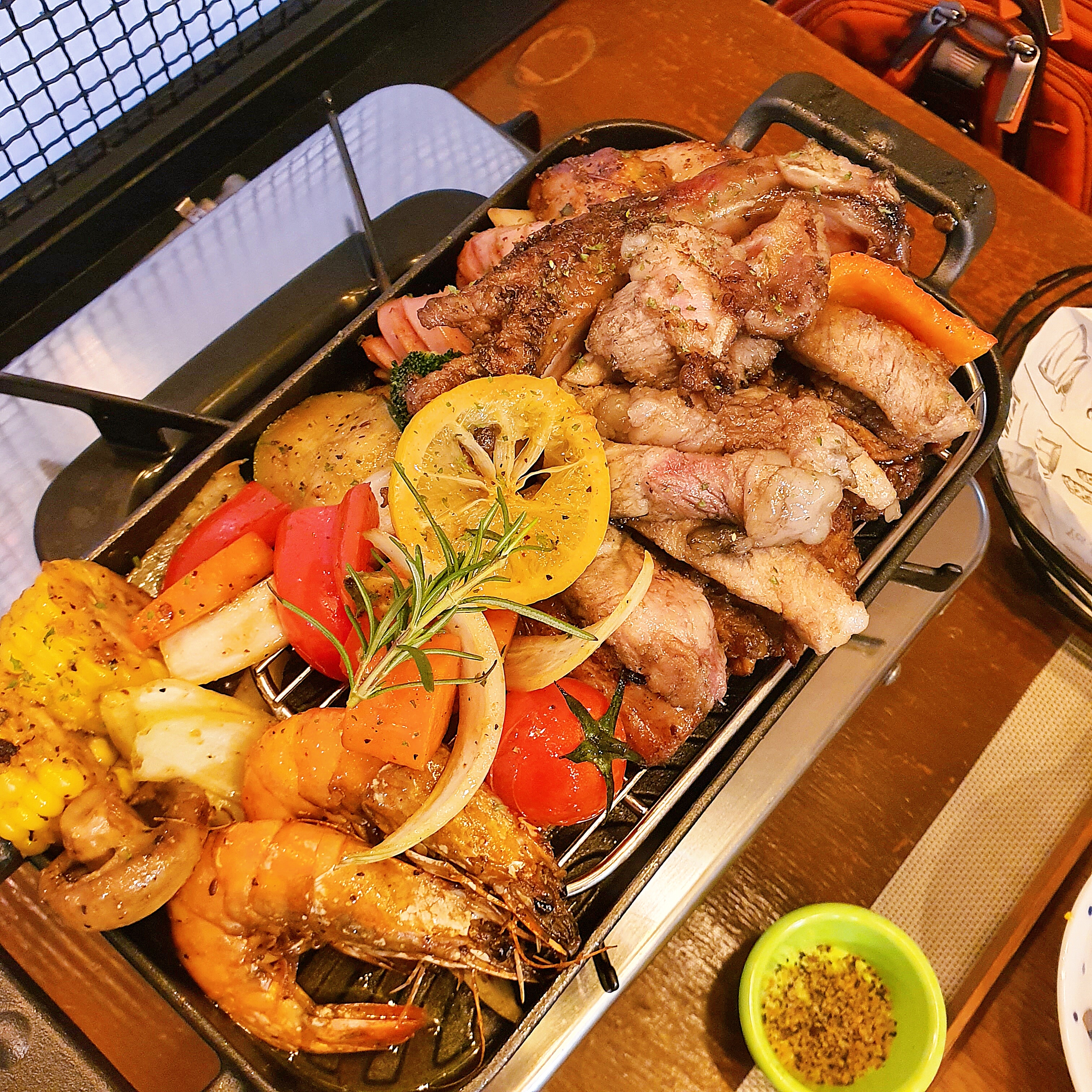  고기 레스토랑 미녀가든 / 수유 맛집 / 특별한 날 연말 파티 장소 추천