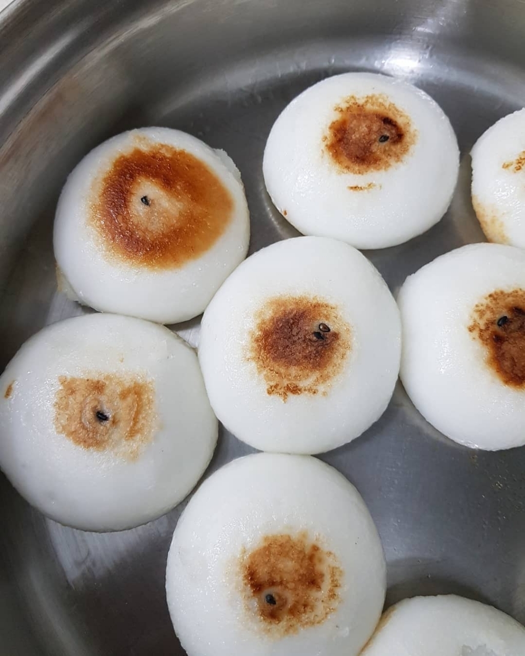  일단 구우면 핵존맛탱임