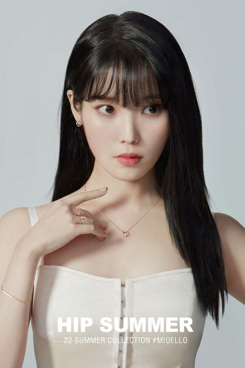  아이유 제이에스티나 2022/S 주얼리 썸머룩 화보