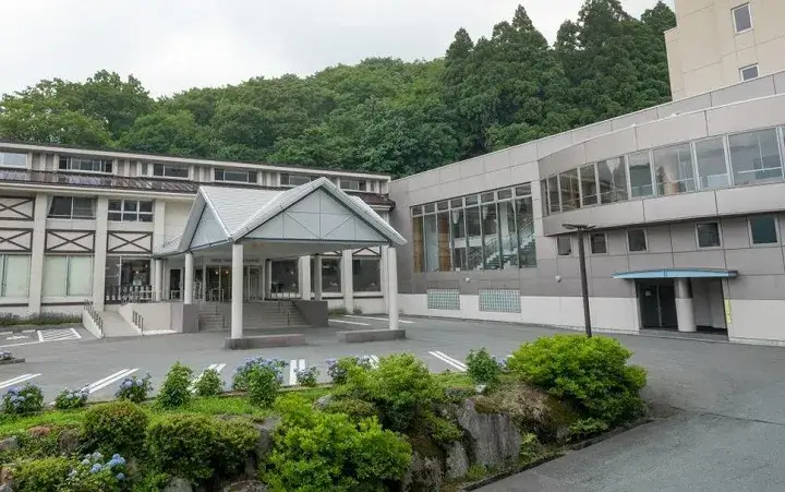 자오-코쿠사이-호텔-외부