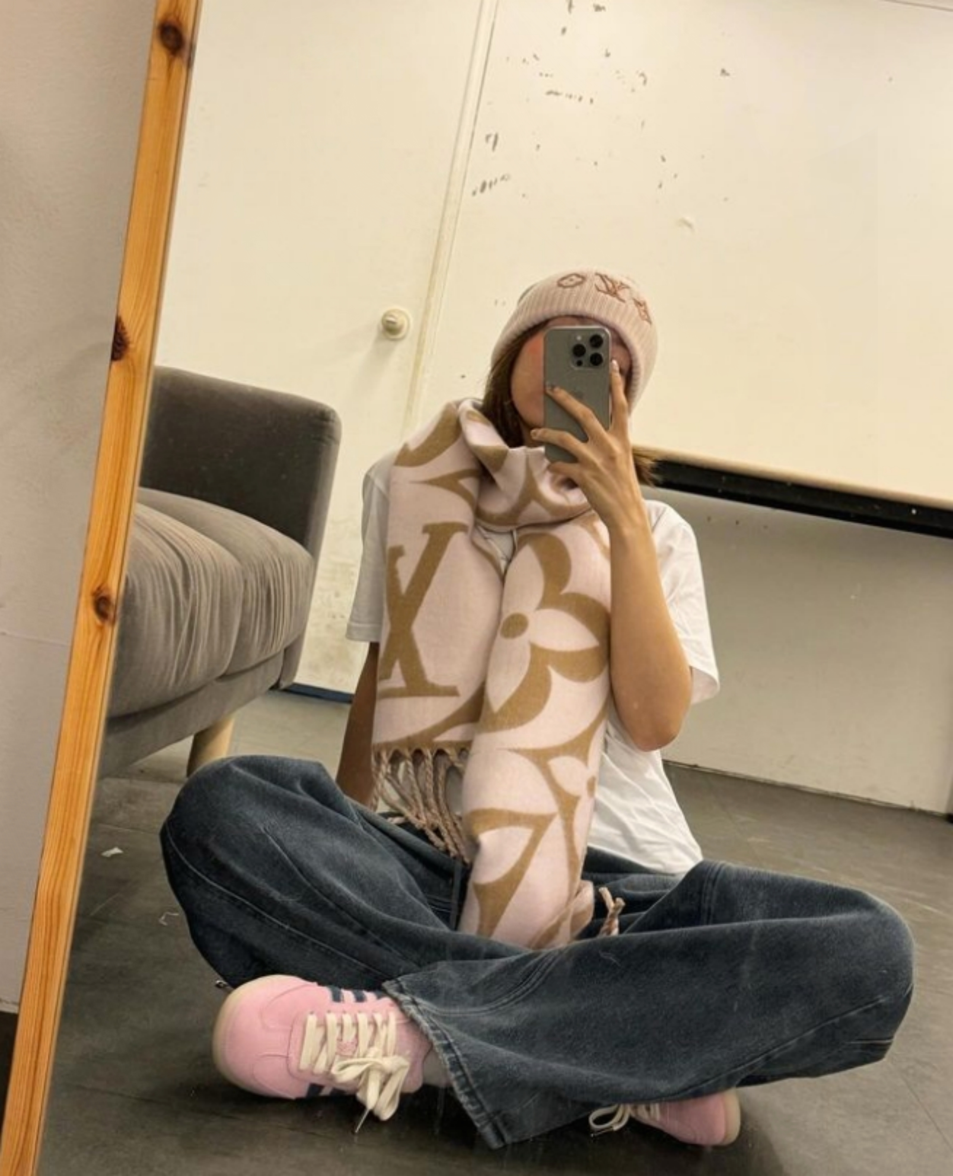  트와이스 나연 머플러 비니 보온 악세사리 겨울 월동준비 끝
