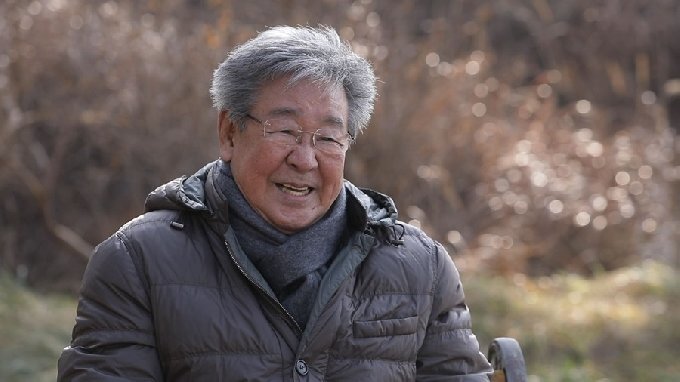 "꼭 기적이 일어나길 바라겠습니다" 위독한 상태로 중환자실에 누워있다는 국민 아버지 최불암의 안타까운 소식