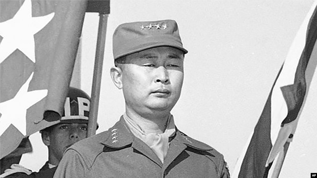  백선엽 장군이 우리 국민에게 존경받지 못한 이유