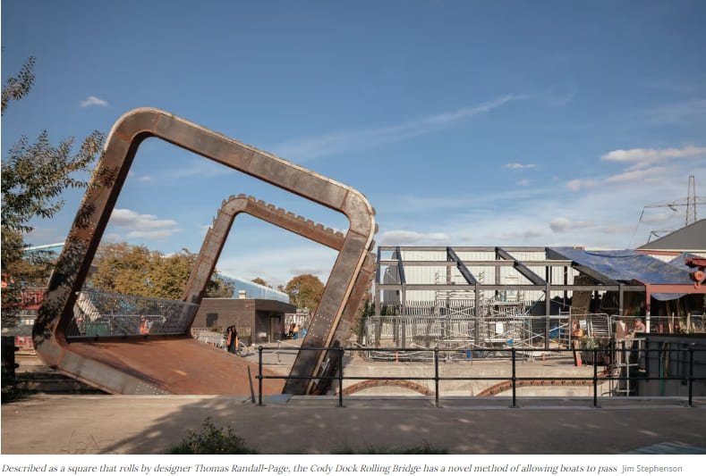 배가 지나갈 수 있는 독특한 인도교 디자인 VIDEO: One-of-a-kind footbridge tumbles over to let boats pass: Cody Dock Rolling Bridge