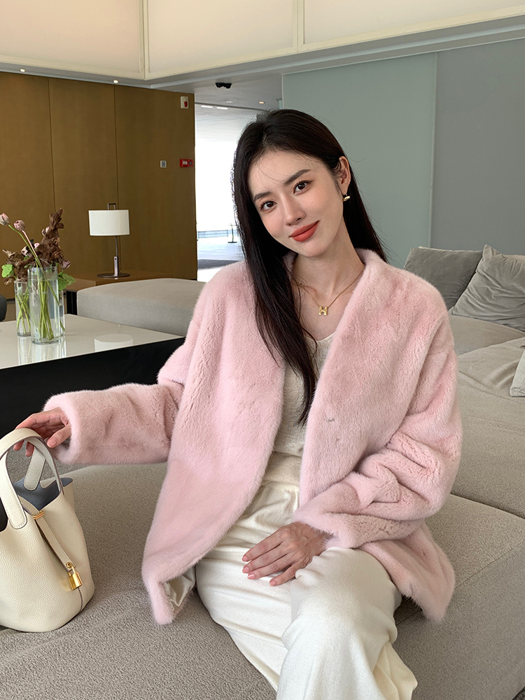 코펜하겐 휘메일 풀스킨 밍크 여성 브이넥 아우터 모피 코트