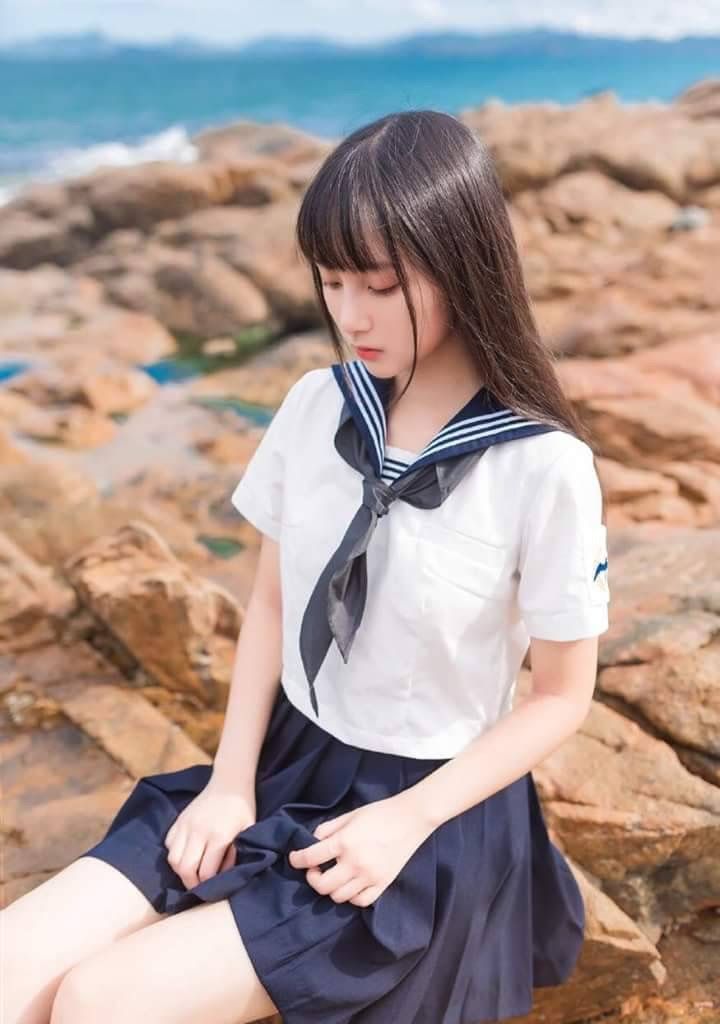 일본 교복패션 얼짱미소녀