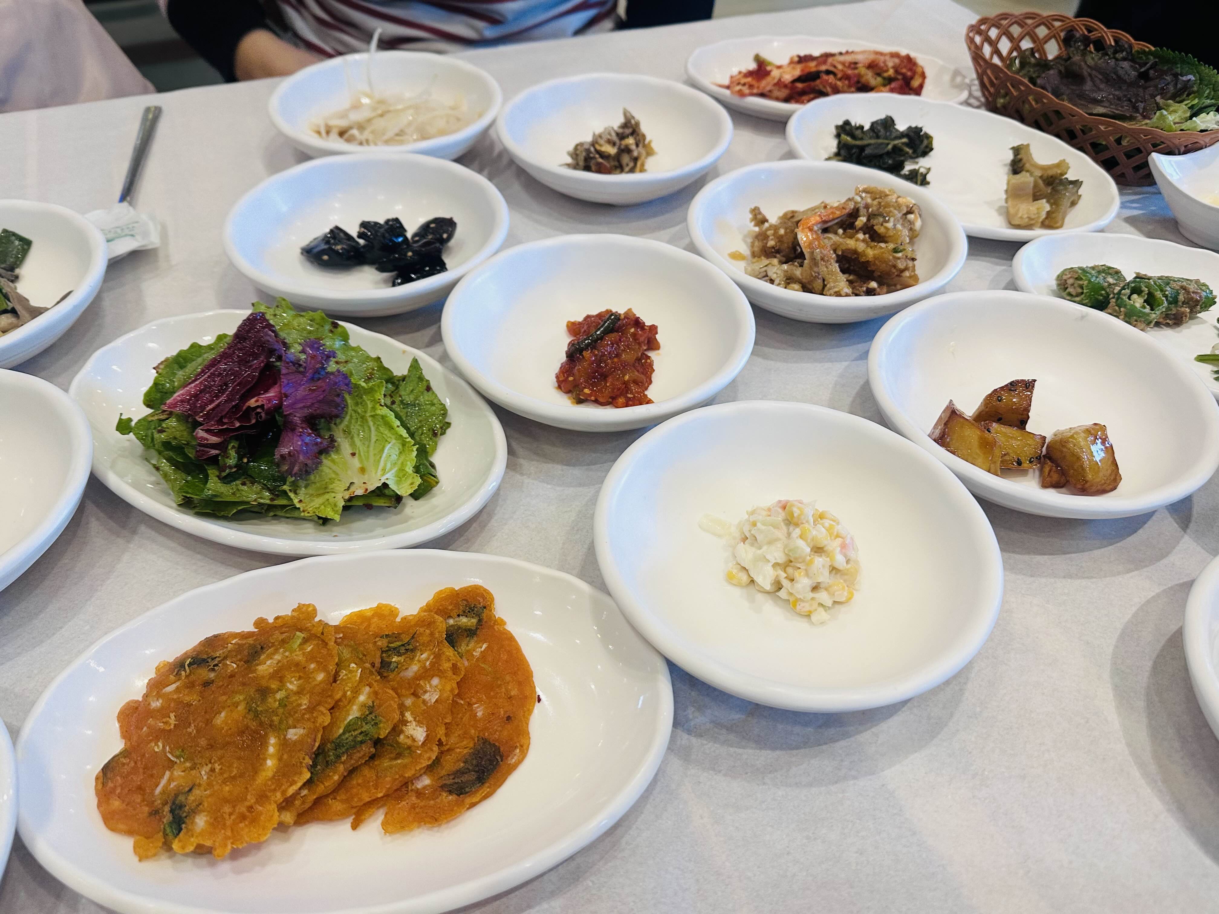 제천-청풍황금떡갈비-상차림