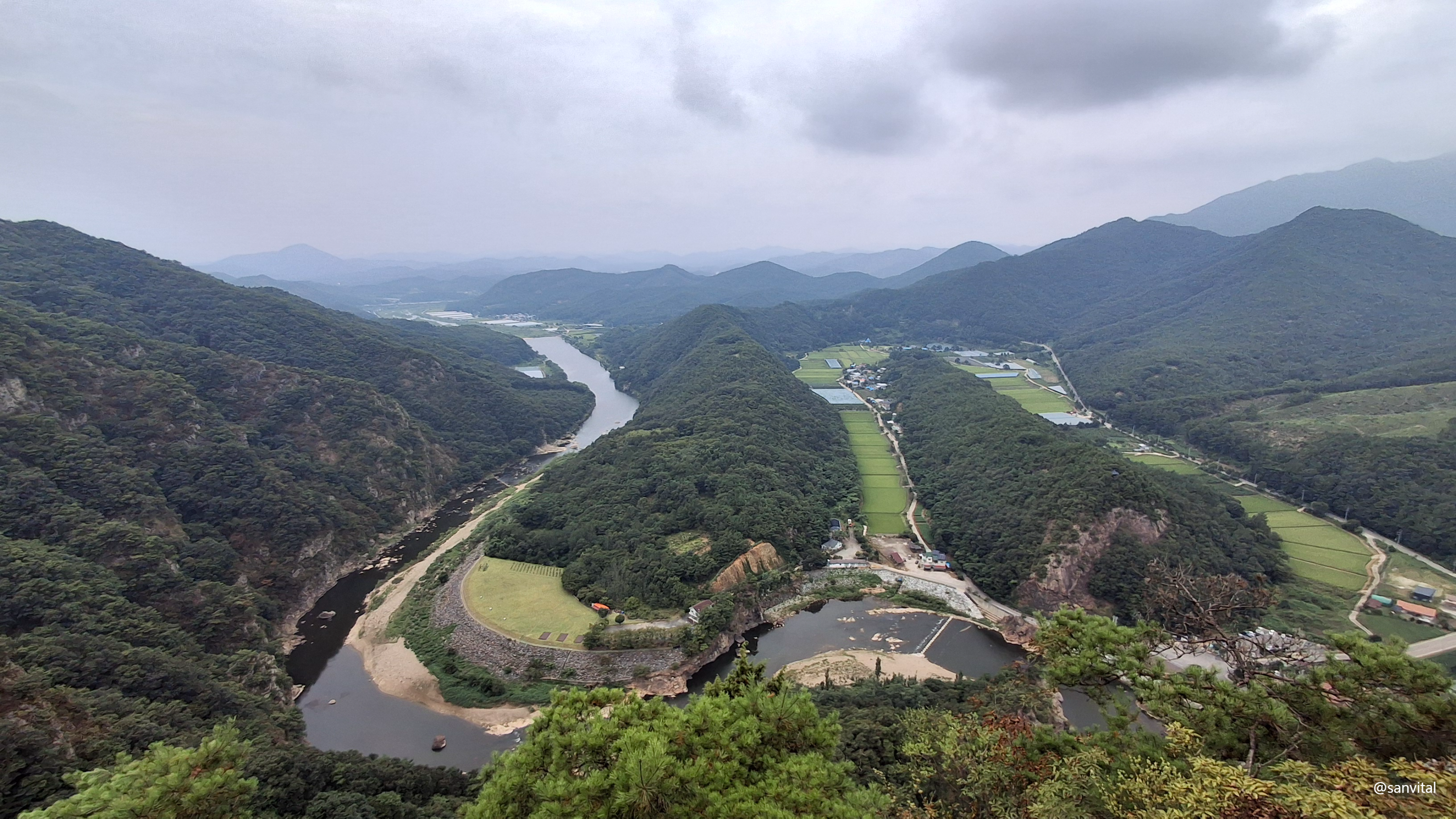 월류봉 한반도지형