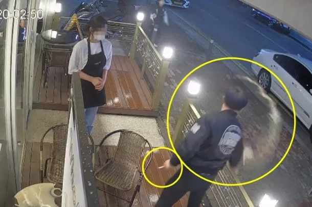  '카페 흡연 진상' 위치는 '인천'…네티즌 수사대 추적