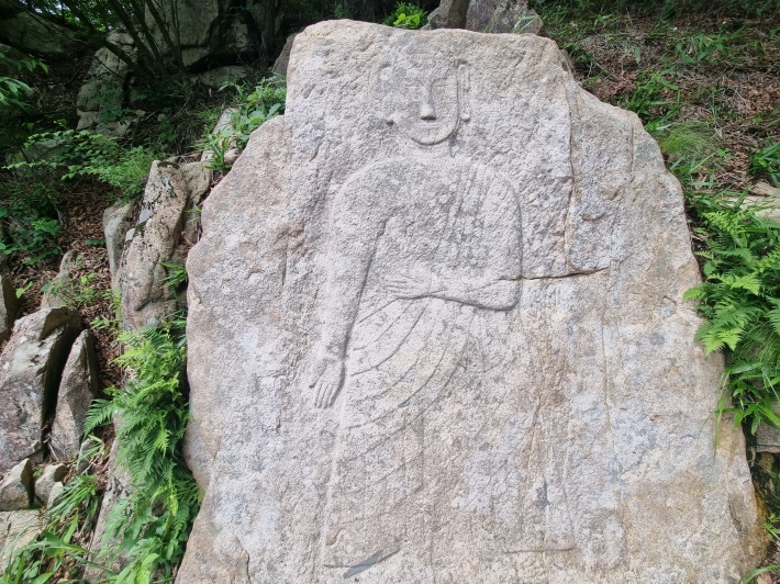 마애불
