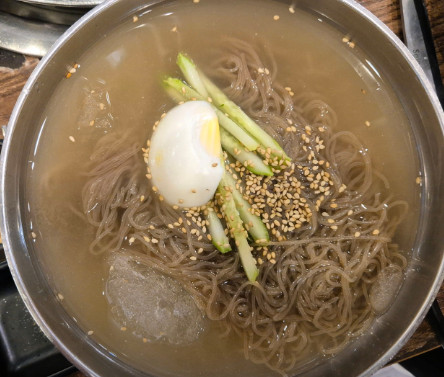 생방송투데이 산더미 보쌈 정식 8천원 부천 맛집